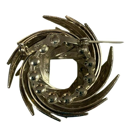 Vintage Signed CORO Silver Tone Overlapping Leaves Wreath Womens Pin Brooch MCM - Picture 4 of 5